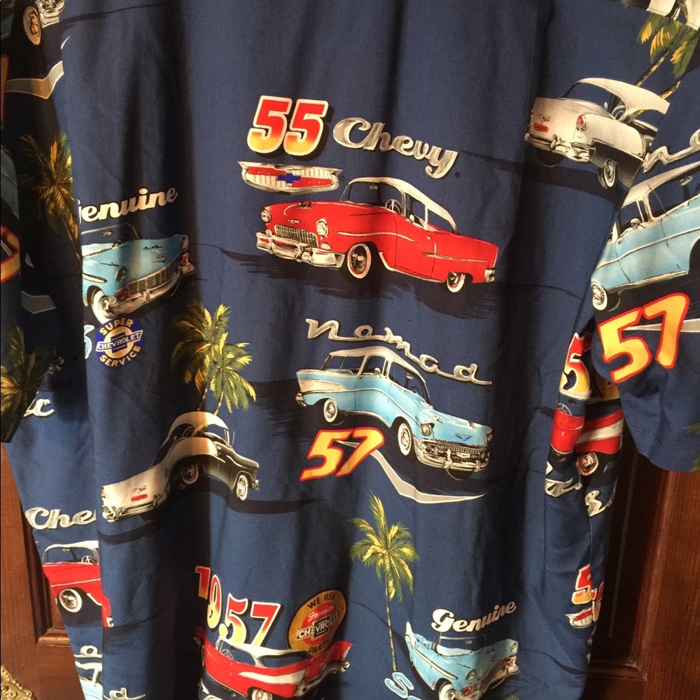 Men’s Chevy shirt size XL